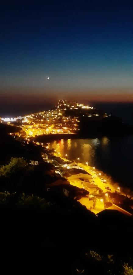 Tra Blu E Celeste Appartement Castelsardo Buitenkant foto